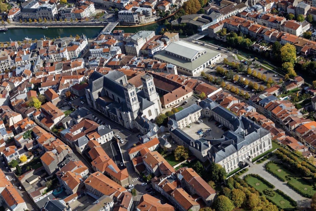 Apartmán Le Cocon D'Eloise Verdun-sur-Meuse Exteriér fotografie